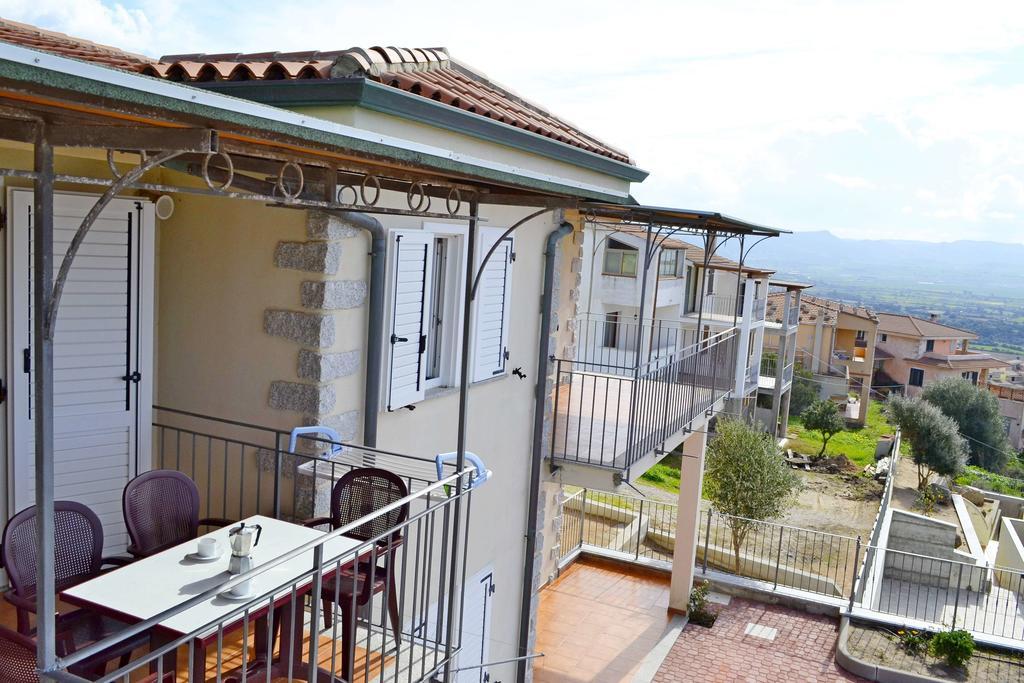 Gf Apartments Li Seddi Бадезі Екстер'єр фото